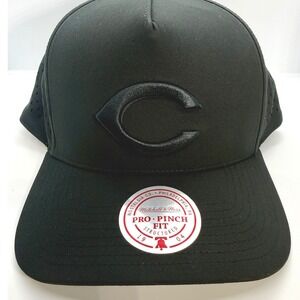 Mitchell & Ness Cincinnati Reds MLB Perfect Icon Pro Pinch Snapback Hat Black